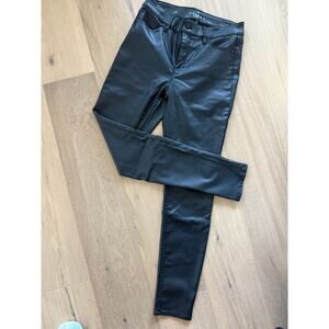 New White House Black Market The Skinny Black Coated Jeans Size 6